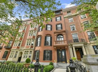 28 Pinckney St #1, Boston, MA 02108