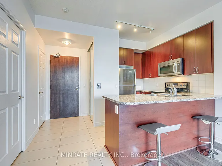 339 Rathburn Rd W #309 — Photo 4