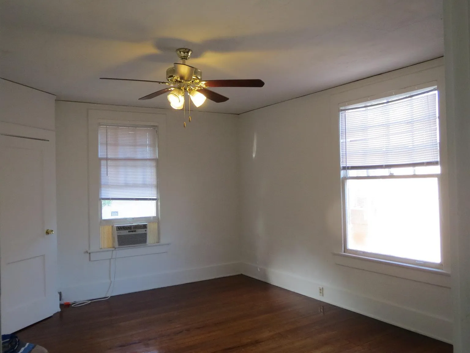 2024 Forbes St — Photo 2