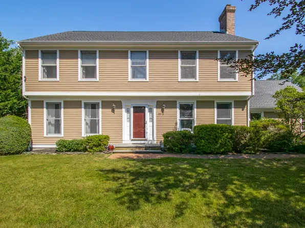 20 Morrison Ave, Middletown, RI 02842