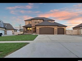 2692 S Stillwater Dr, Saratoga Springs, UT 84045