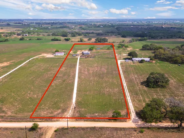 10.8 ACRES County Road 302, Floresville, TX 78114