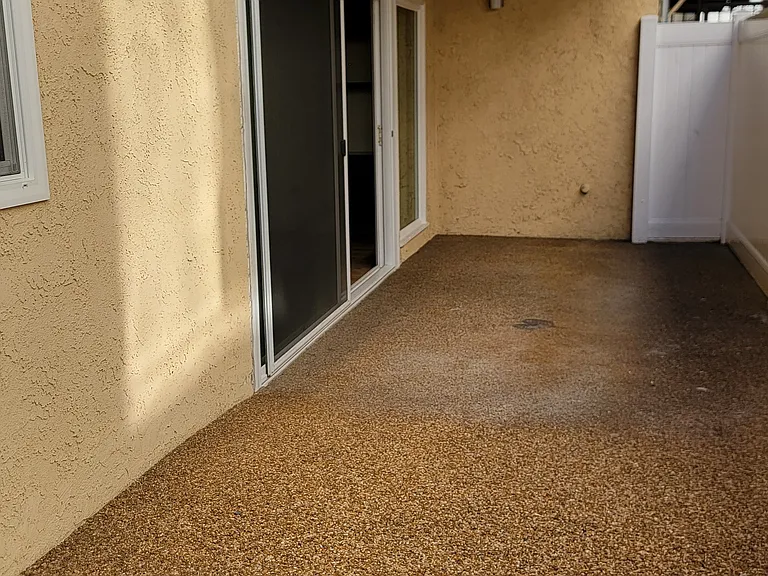 1020 Granville Ave #103 — Photo 8