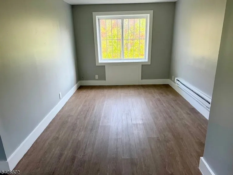10 Beech Spring Dr #7C — Photo 5