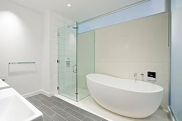 Sold by Avenue Real Estate