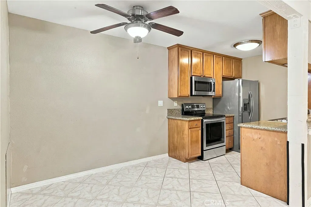 2 bed, 796 sqft, $2,750 — Photo 4