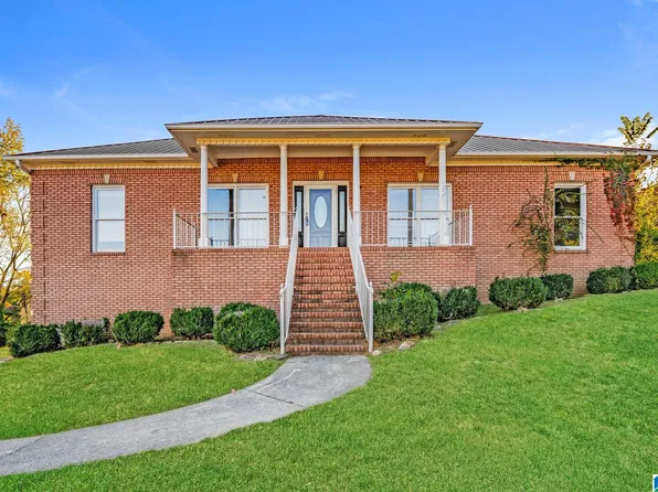 1213 Brook Cir NW, Birmingham, AL 35215
