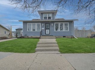 747 Thomas Street, Janesville, WI 53545