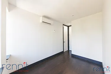 Rented by Rennit Inc.