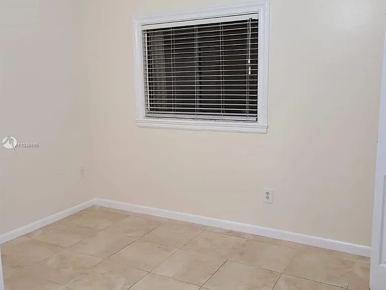 1907 SW 107th Ave #801 — Photo 38
