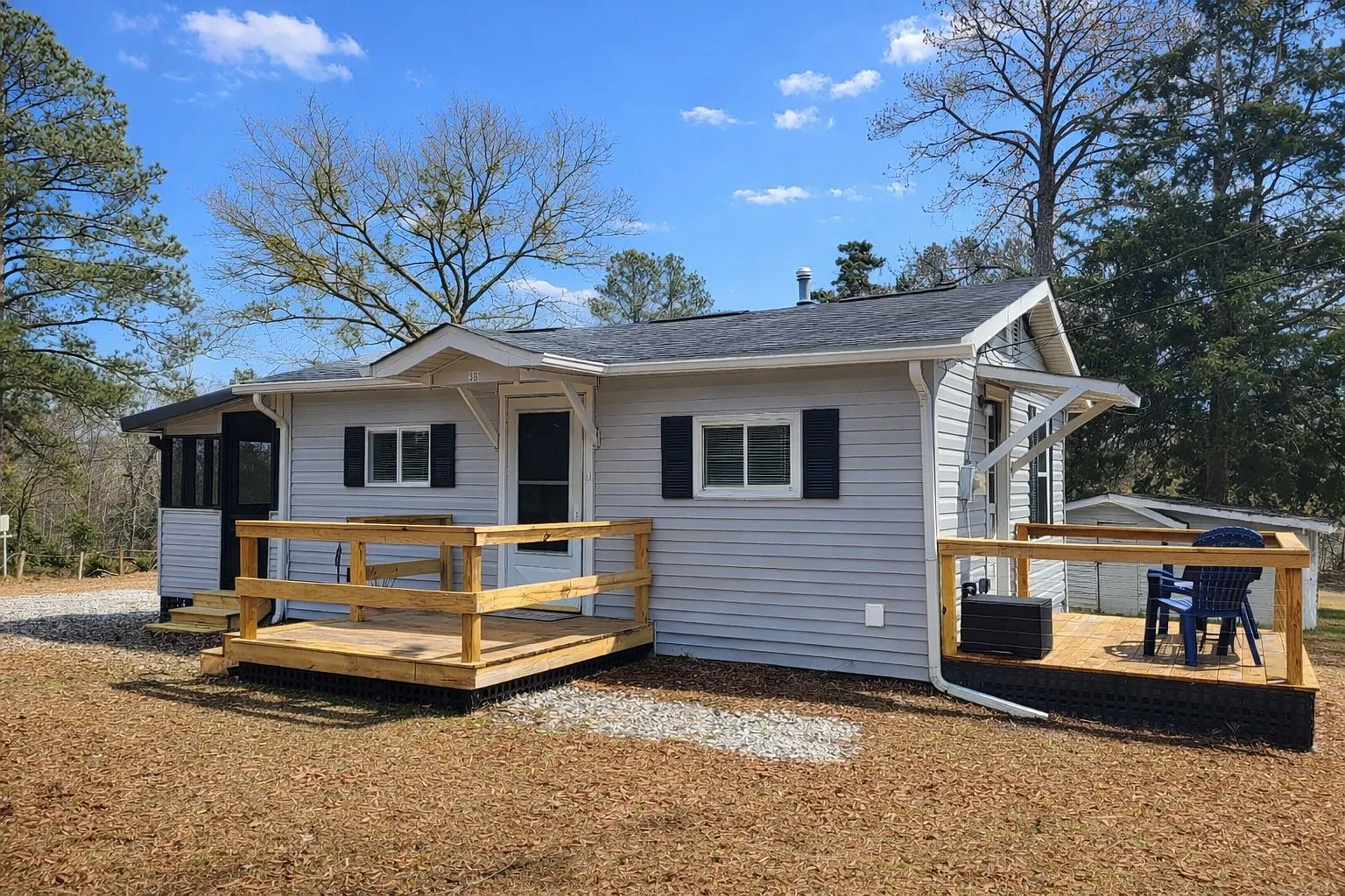 381 Floatella Rd — Photo 1