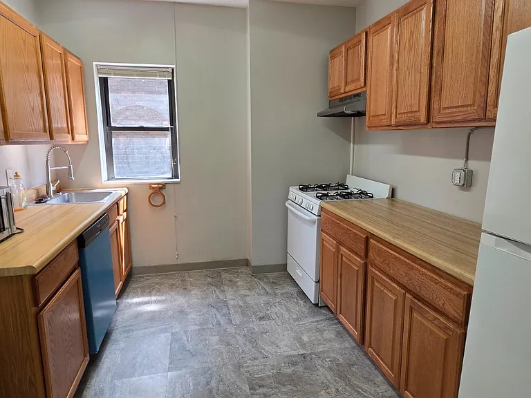2121 Murray Ave #2 — Photo 3