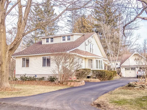 10 Woodland Rd, Binghamton, NY 13901