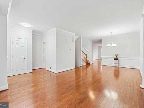 4th image of 15257 Brazil Cir