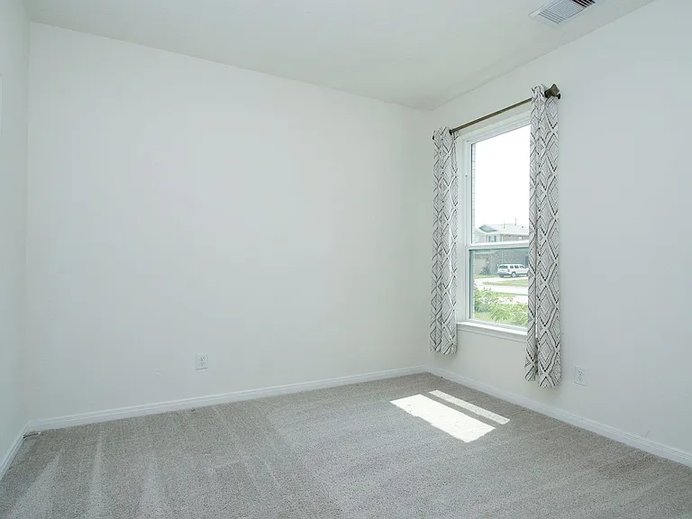 7219 Bakersfield Ct — Photo 32