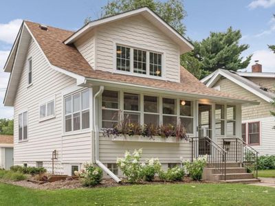 349 Brimhall St, Saint Paul, MN, 55105
