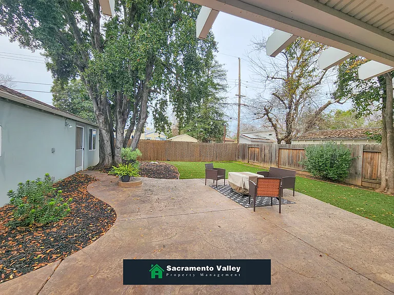 3500 Marjorie Way — Photo 7
