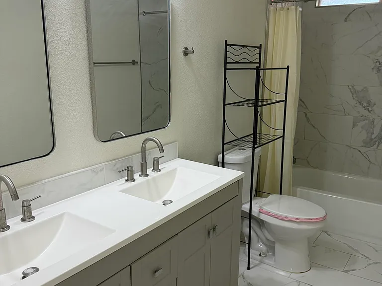 3722 S Grandview Ave — Photo 6