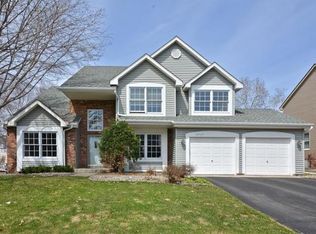 16724 Thatcher Rd, Eden Prairie, MN 55347