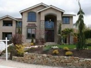 6402 105th Ave NE, Kirkland, WA 98033