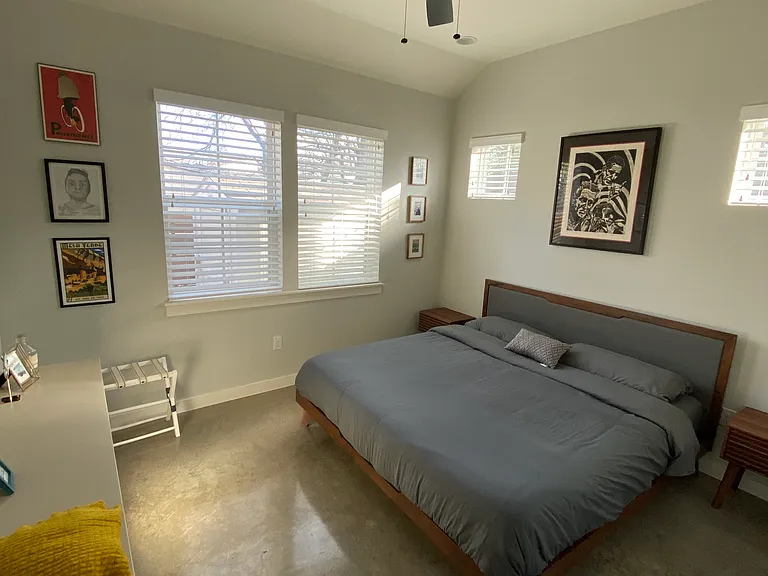 2700 Francisco St #B — Photo 5