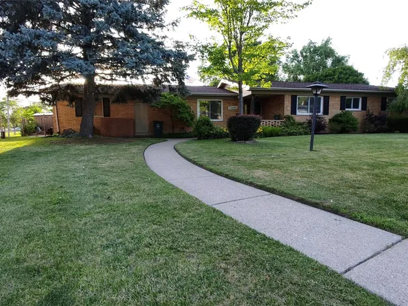 22685 Maple Ct, Hazel Park, MI 48030