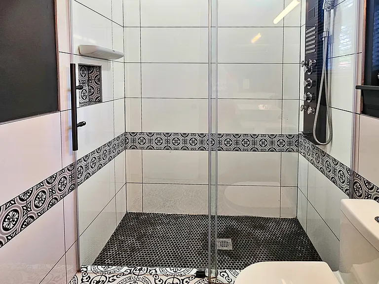 398 Furman Ln — Photo 24