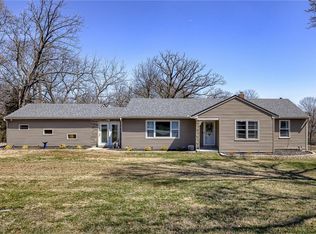 5925 N Lenox Ave, Kansas City, MO 64151