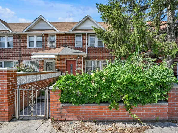 147-31 Hoover Avenue image 1 of 15