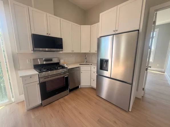 7 Thornley St #1, Dorchester, MA 02125