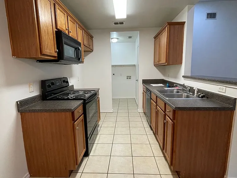 17172 Pintail Dr — Photo 4