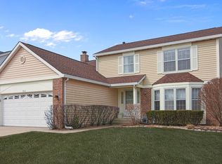 912 Hobson Dr, Buffalo Grove, IL 60089