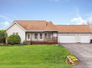 5686 N Carole Ct, Monroe Center, IL 61052