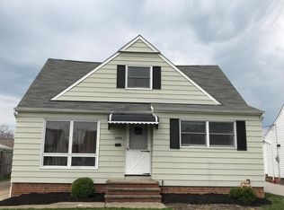 29101 Homewood Dr, Wickliffe, OH 44092