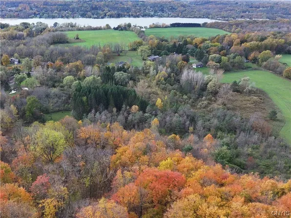 L2 Taylor Rd #44, Jamesville, NY 13078