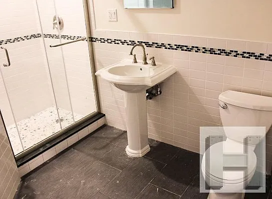 Rented by Harlem Lofts | media 12