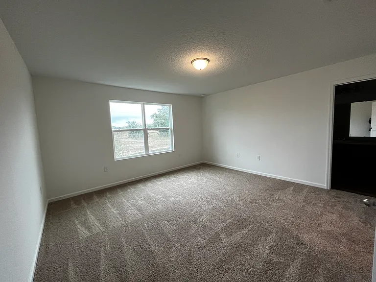 609 Madison Dr — Photo 17