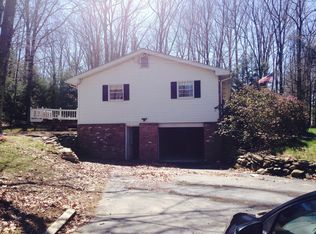 695 Podunk Rd, East Brookfield, MA 01515