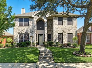 3812 Red Oak Trl, The Colony, TX 75056