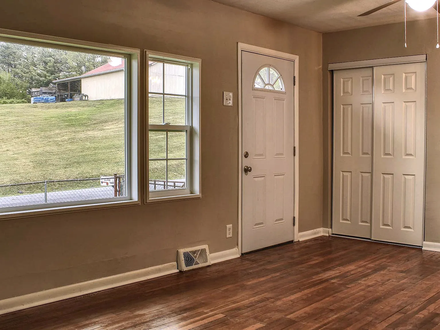 5340 Water St — Photo 2