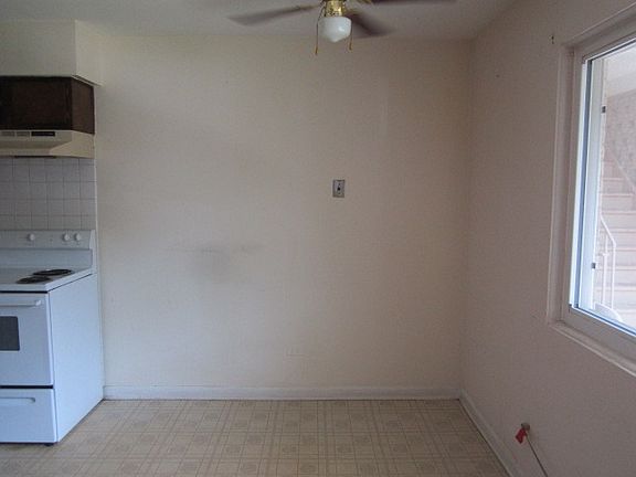 4th image of 7206 W Wellington Ave APT 2B
