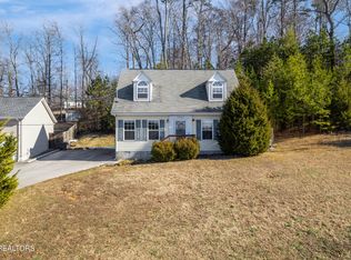 7906 Sharp Rd, Powell, TN 37849