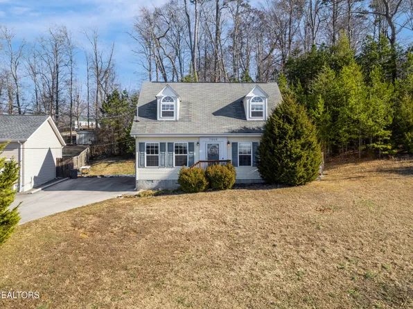 7906 Sharp Rd, Powell, TN 37849