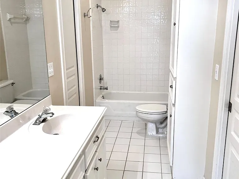 807 Kipp Ave #A — Photo 16
