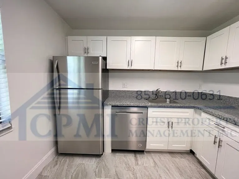 Colonial Village - 7550 Stirling Rd — Photo 27