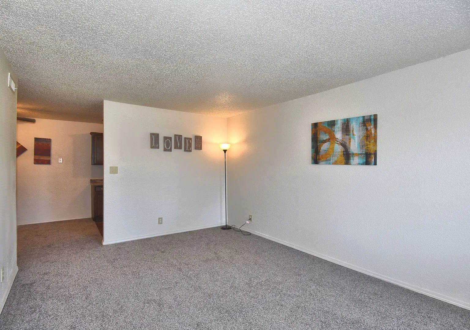 South Point Apartments — Photo 3
