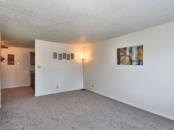 South Point Apartments