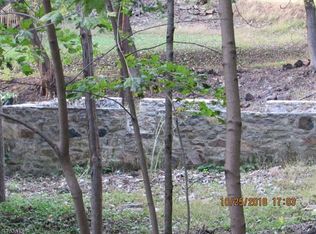 3 Valley Rd, Glen Gardner, NJ 08826