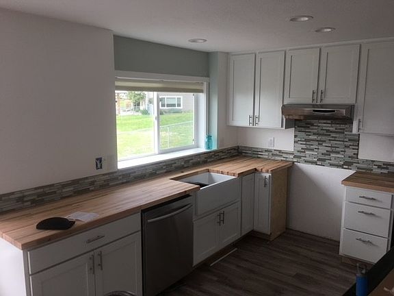 3rd image of 768 La Cana St