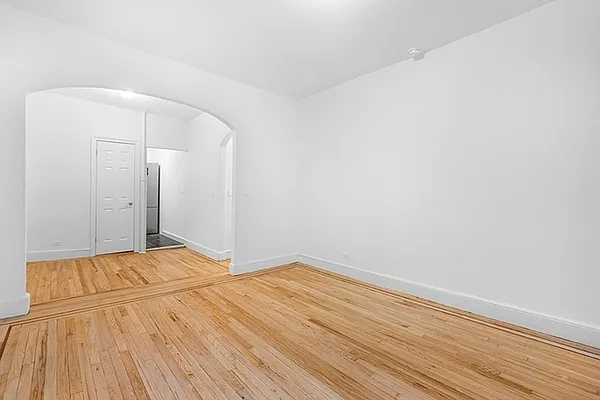 Rented by CitySites Real Estate Group | media 11
